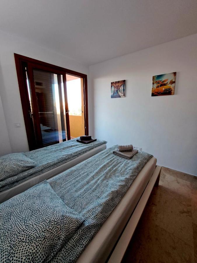 Punta Prima Nice Apartment With Sea Views トレビエハ エクステリア 写真